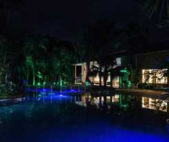 Hotel Mil Flores