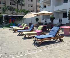 Hotel Torreblanca Suites