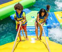 Hotel Bay Gardens Inn