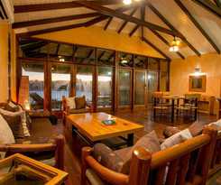 Hotel True Blue Bay Resort