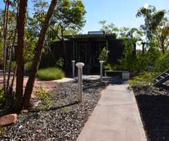 Hotel Cicada Lodge