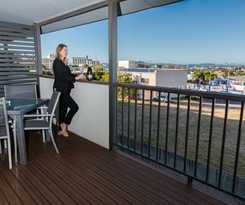 Hotel Gladstone Heights Executive Apartments