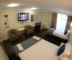 Hotel Sleepy Hill Motor Inn