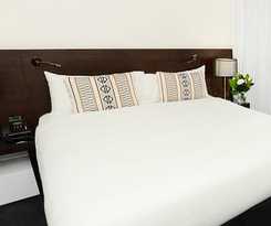 Hotel Oaks Gladstone Grand