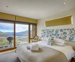 Hotel Alpine Woodsmoke