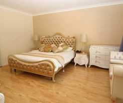 Hotel Ananda Wellness Retreat