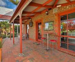 Hotel Early Australian Motor Inn