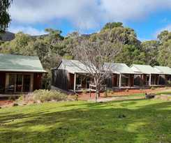 Hotel D'altons Studios