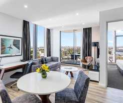 Meriton Suites Mascot Central