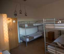 Hotel Roey Backpackers and Party Bar