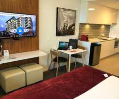 Hotel Ramada by Wyndham VetroBlu Scarborough Beach 