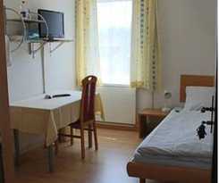  Hotel Gl&auml;rnisch Hof