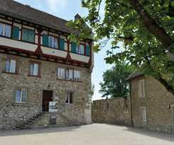 Hostel Dachsen Am Rheinfall Youth