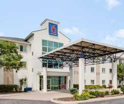 Motel 6 Brampton, On - Toronto