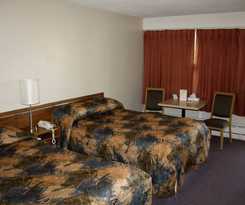 Hotel Bcminns Peace River