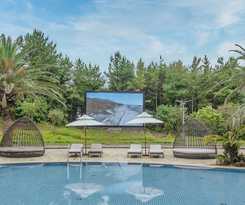 Hotel Phoenix Island