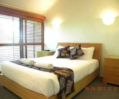 Hotel Glen Eden Beach Resort
