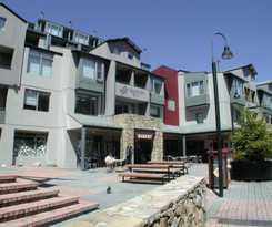 Hotel Squatter's Run Apartments