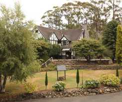 Hotel The Fox and Hounds Historic