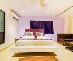 Fabhotel Pentagon Airport