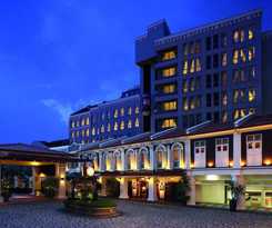 Village Albert Court By Far East Hospitality