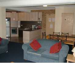 Hotel Attunga Alpine Lodge and Apartments