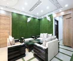 Oyo 15863 Royal Vij