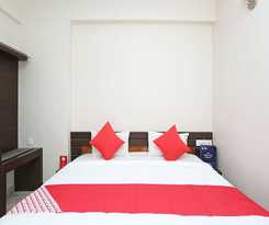 Hotel Oyo 14577 Vijay Palace