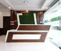 Oyo 17043 Ocean Pearl
