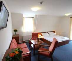 Hotel Lesn&iacute; Chata