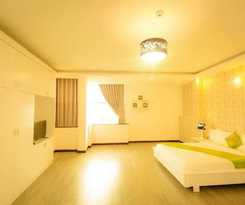 New Hotel and Apartment