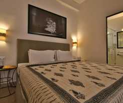 Villa 243