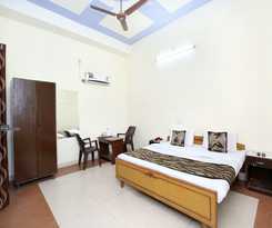 Hotel Oyo 7609 Dolphin