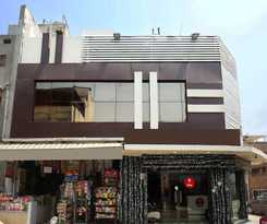 Oyo 9055 Rich Inn