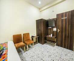Hotel Fabhotel Glorify Stay