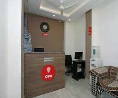 Hotel Oyo 14468 Divine Ganges