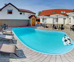  Penzion Kratochv&iacute;l