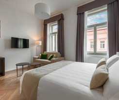 limehome Prague Halkova