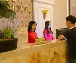 Royal Hotel