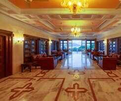 Hotel Hilltop Palace