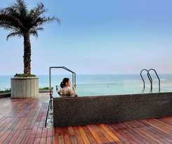 Hotel Novotel Visakhapatnam Varun Beach