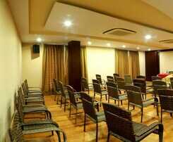 Royal Palm - A Budget In Udaipur