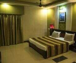 Hotel Pushpak