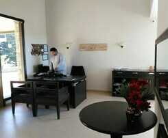 Woodsmoke Resort And Spa