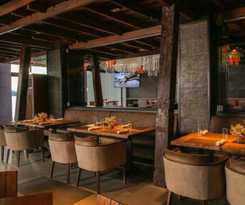 Hotel Two Seasons Coron Bayside