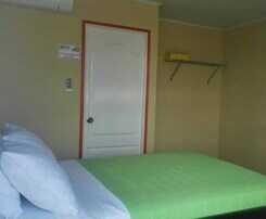 Hostal Victoria's Gennie Bay Village