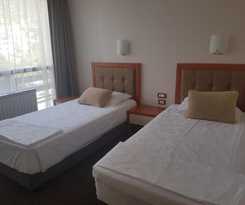 Hotel Millennium