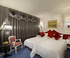 Hotel Golden Tulip Rs Boutique