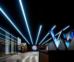W Toronto