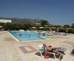 Nikos 2 Studios and Apartments